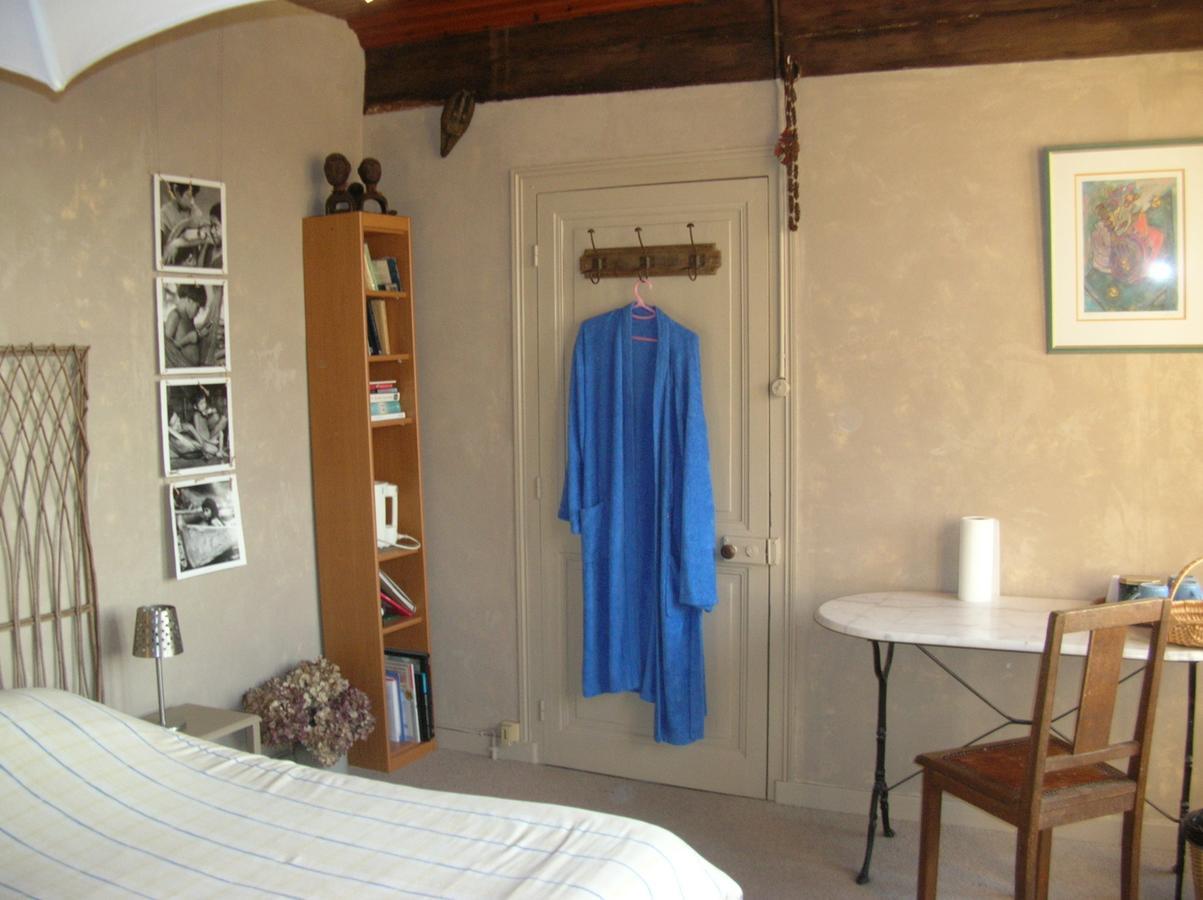 B&B "Les Remparts" Vouvant Rum bild